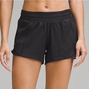 Lululemon Hotty Hot Low-Rise Lined Short